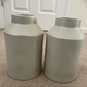 Target threshold vases set of two